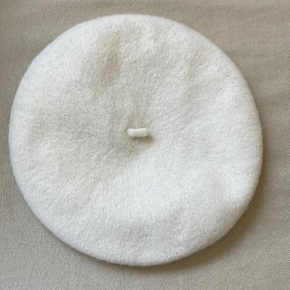 Brand new beret wool hat